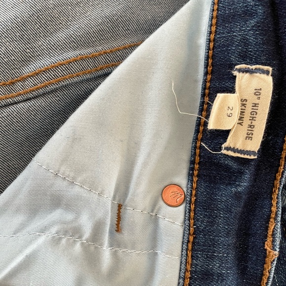 Madewell 10” High Rise Skinny Raw Hem Jeans - Picture 4 of 6